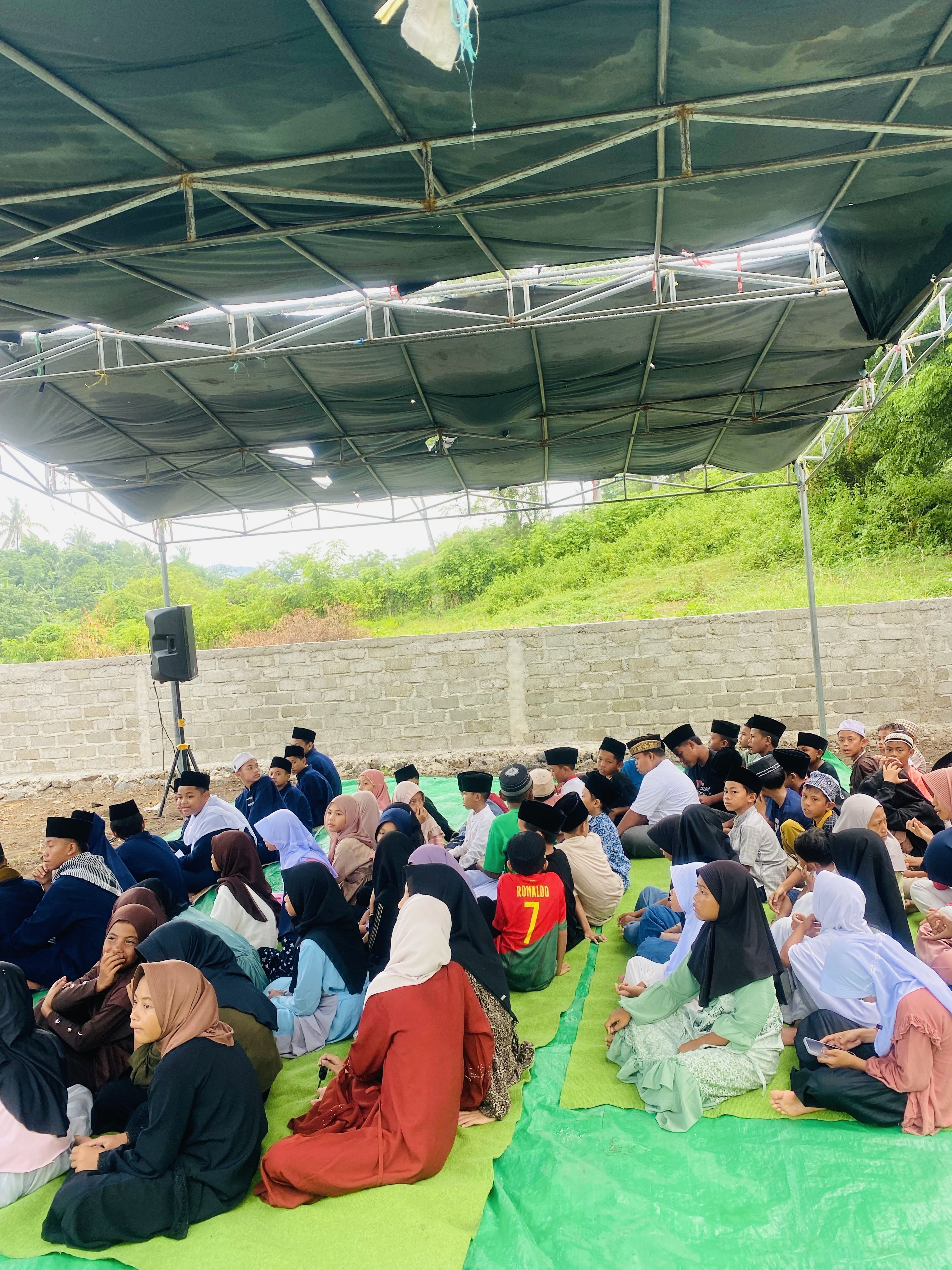 HALAL BIHALAL KELUARGA BESAR NAHDLATUL TUJJAR DIRANGKAIKAN DENGAN PERESMIAN TK QIROATI, SD ISLAM ANA